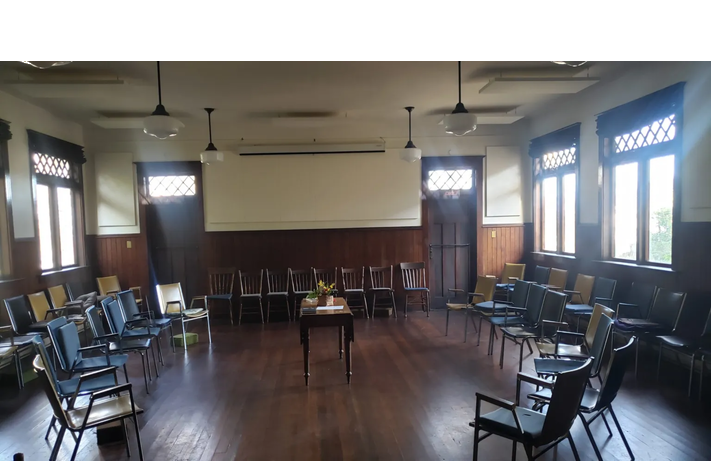 Meetinghouse room
